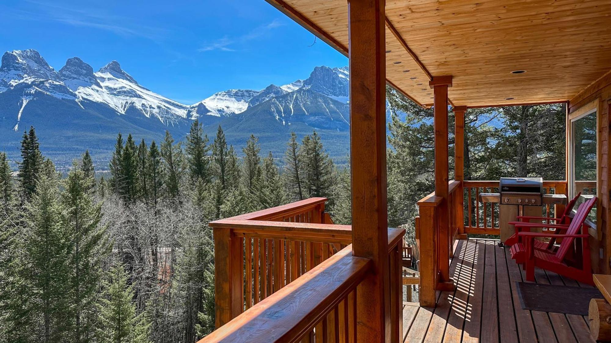 Canmore Alpine Hostel - Alpine Club Of Canada ภายนอก รูปภาพ