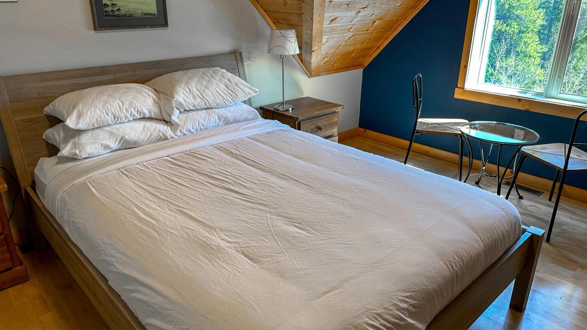Canmore Alpine Hostel - Alpine Club Of Canada ภายนอก รูปภาพ