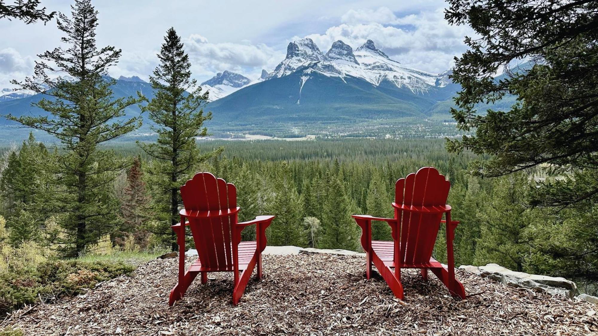 Canmore Alpine Hostel - Alpine Club Of Canada ภายนอก รูปภาพ