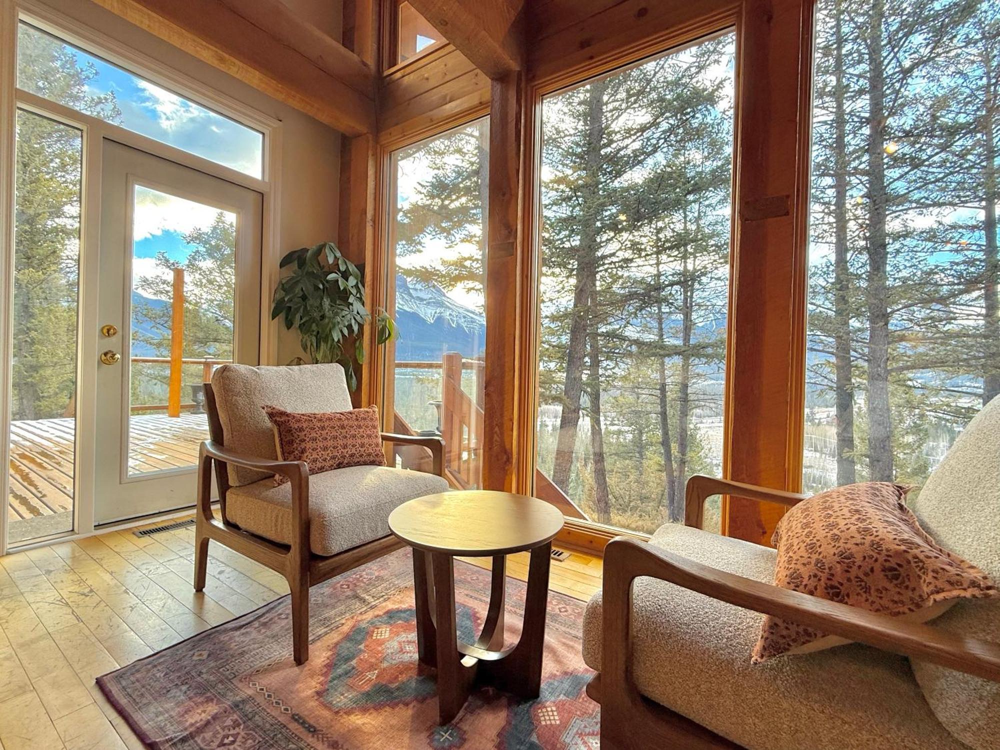 Canmore Alpine Hostel - Alpine Club Of Canada ภายนอก รูปภาพ