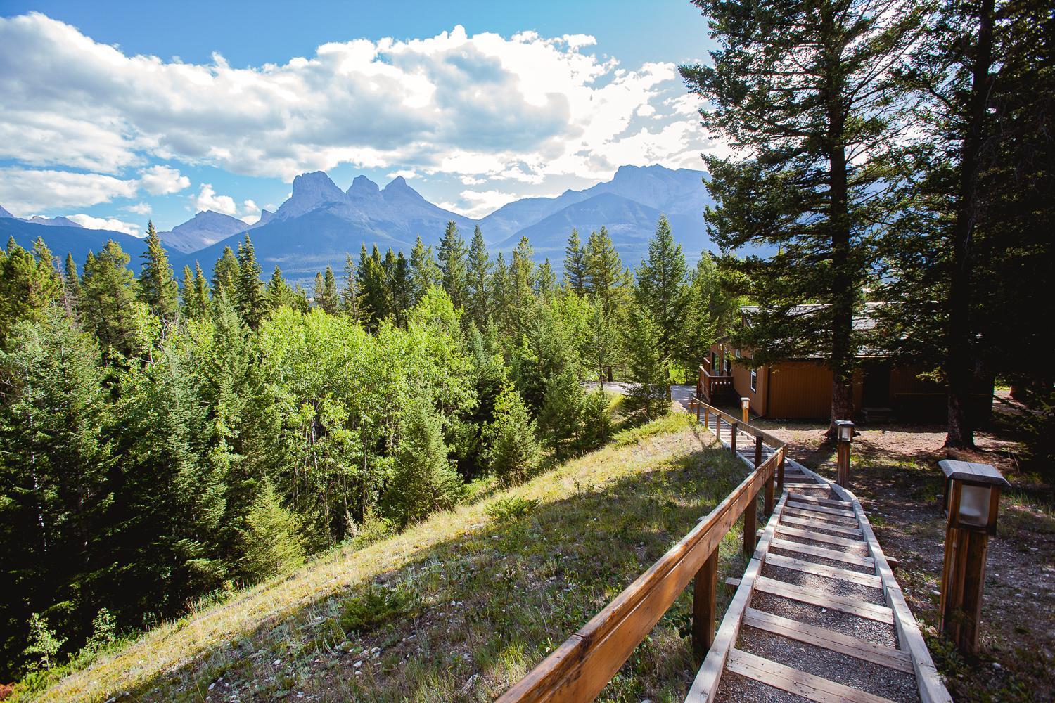Canmore Alpine Hostel - Alpine Club Of Canada ภายนอก รูปภาพ